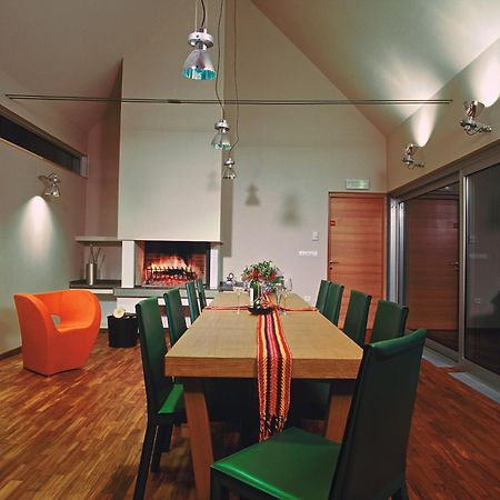 Nebesa Chalets コバリード エクステリア 写真