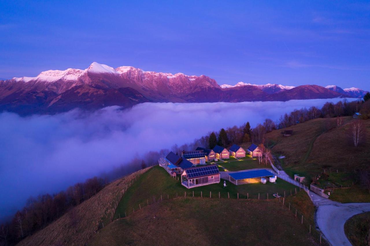 Nebesa Chalets コバリード エクステリア 写真