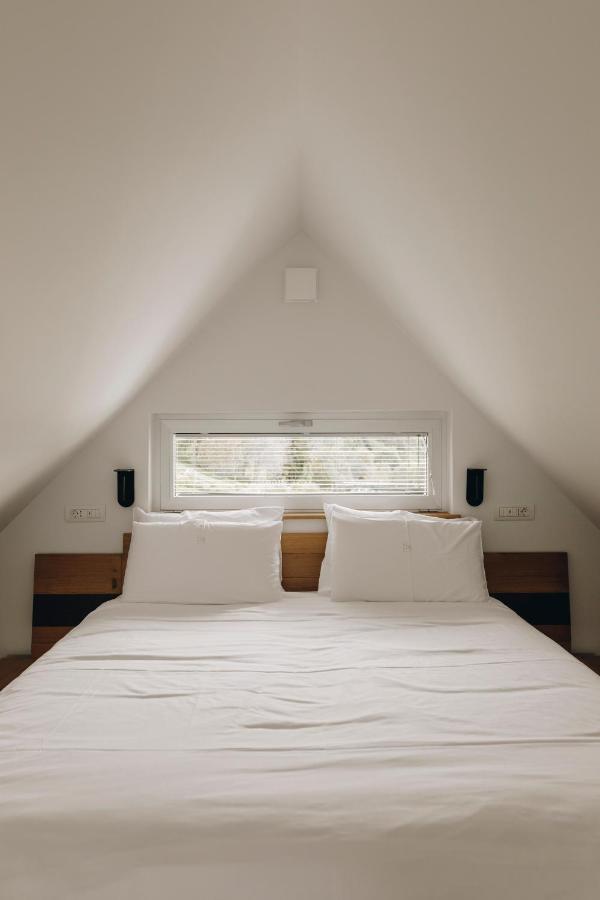 Nebesa Chalets コバリード エクステリア 写真
