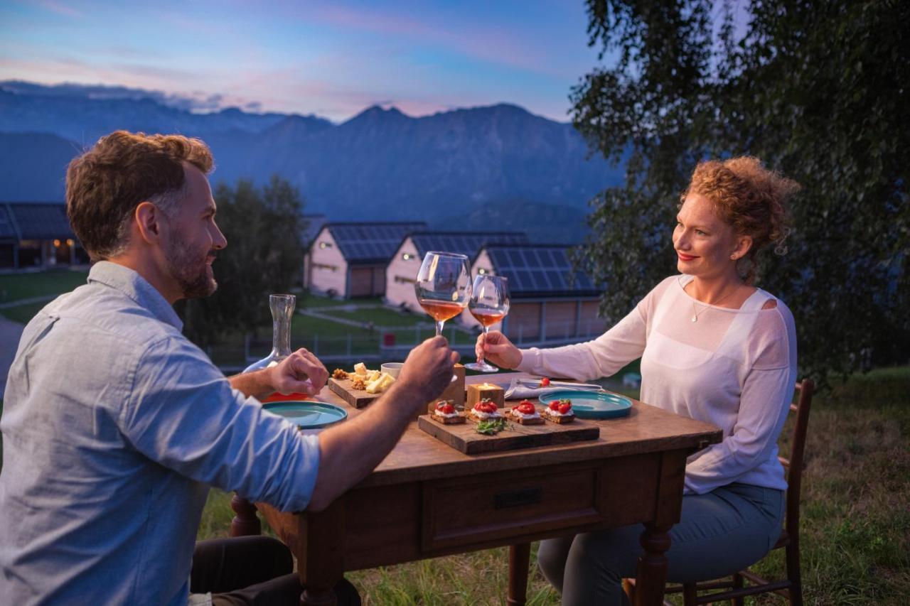Nebesa Chalets コバリード エクステリア 写真